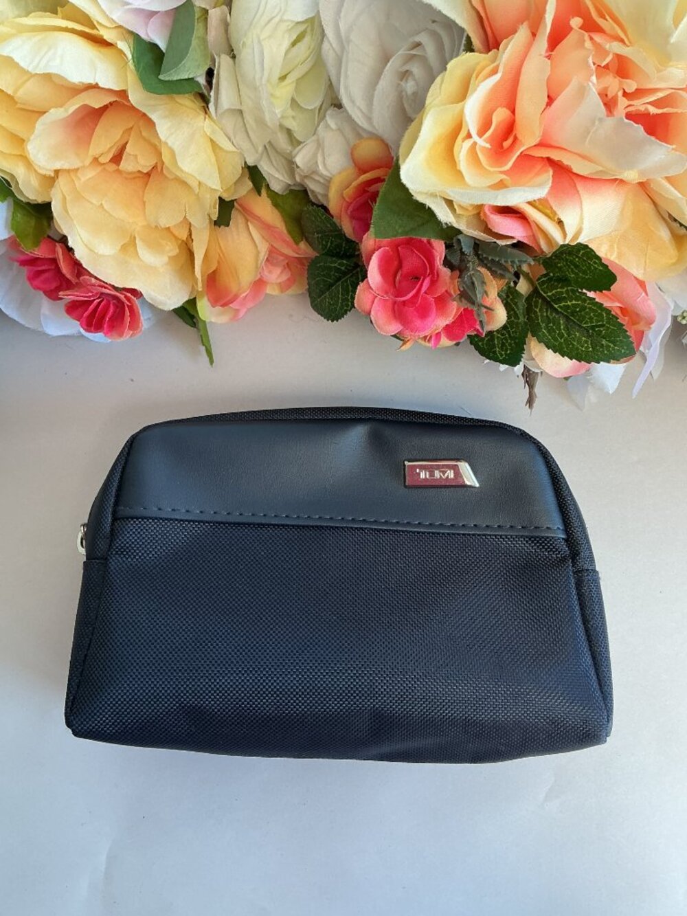 TUMI for Delta Navy Travel Amenity Toiletry Cosmetic Pouch